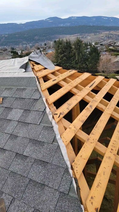 Hunter Exteriors professional team at work